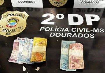 Irmãos são flagrados por tráfico de drogas em residência de Dourados