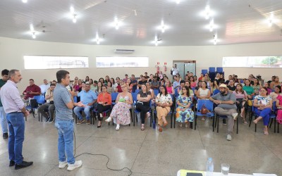 Marçal reune diretores e fala da importância do cuidado com as escolas