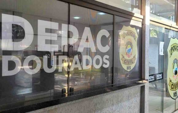 Após descobrir traição, homem é ferido com martelada na cabeça e facada no pé